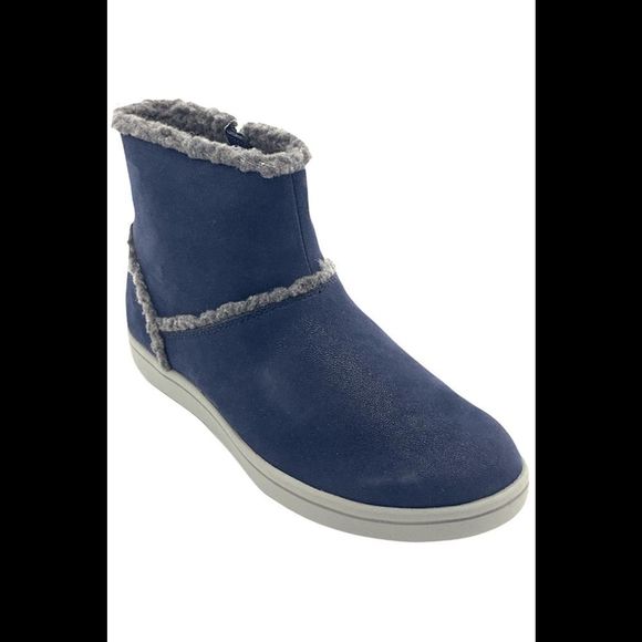 CLOUDSTEPPERS by Clarks Faux Fur Ankle Boots Step Glow Rose Navy - Medium - Picture 2 of 5